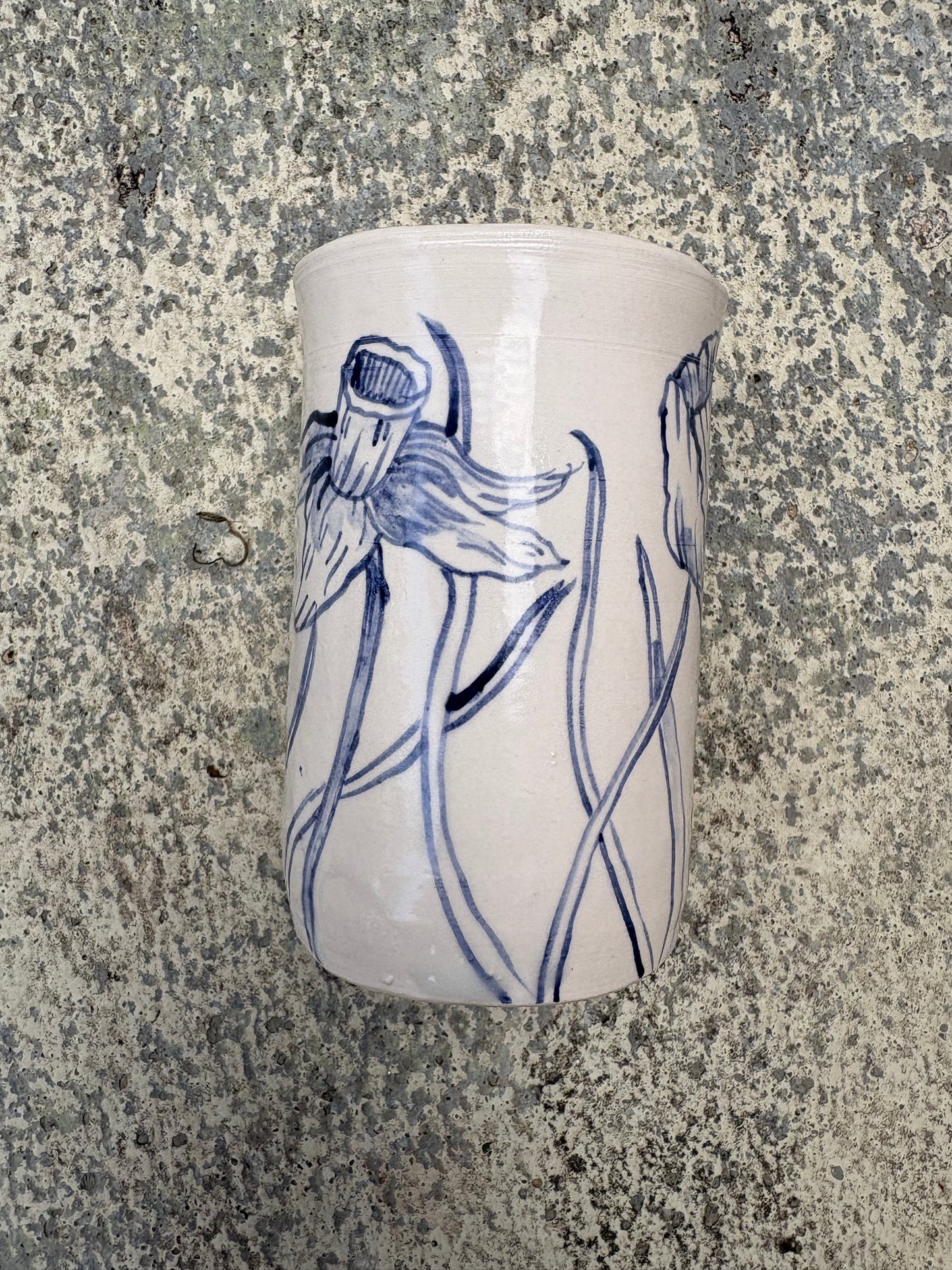 Hand-painted Floral Vase (FREE SHIPPING)