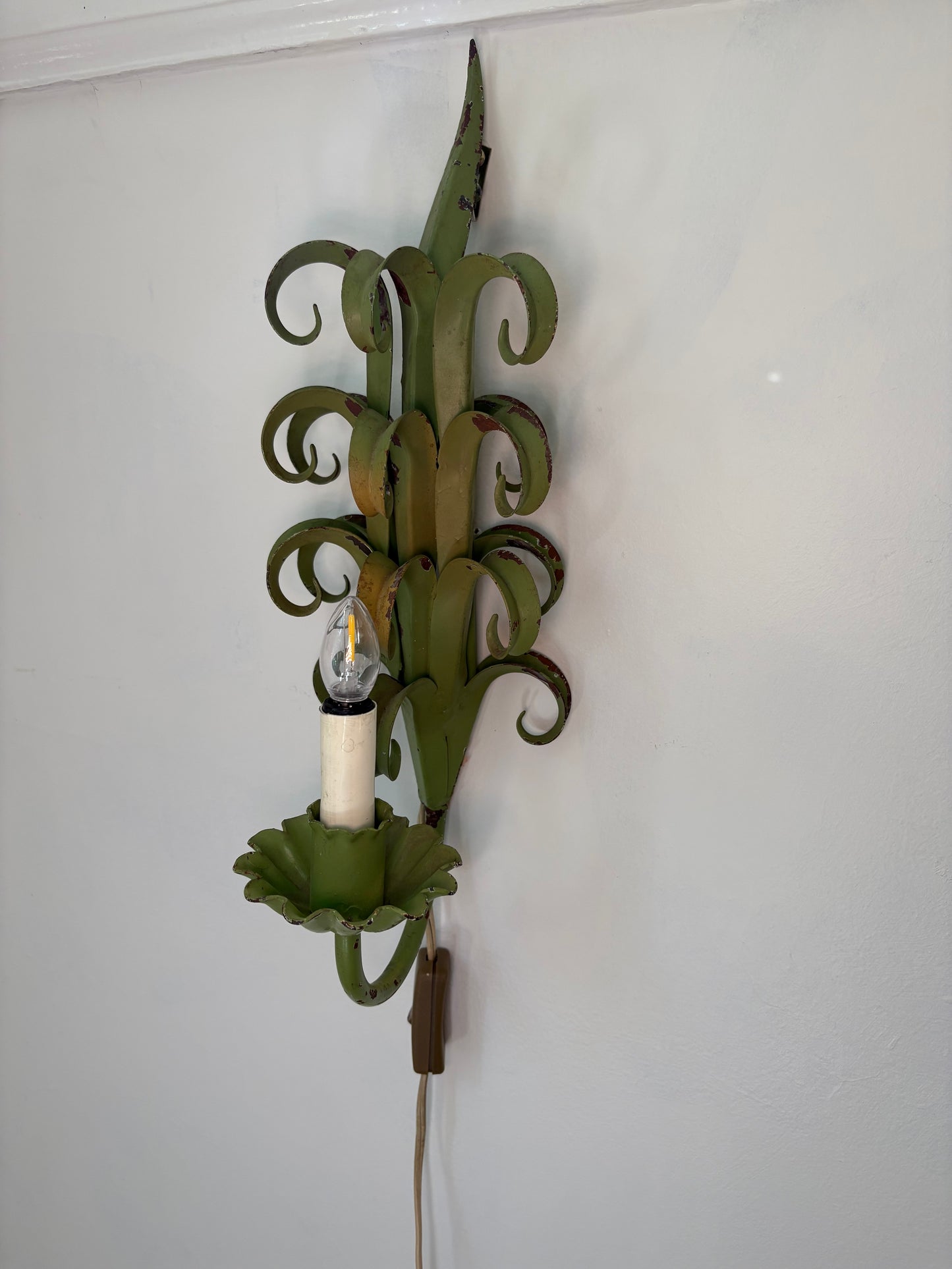 1960s Plug in Tole Wall Sconce