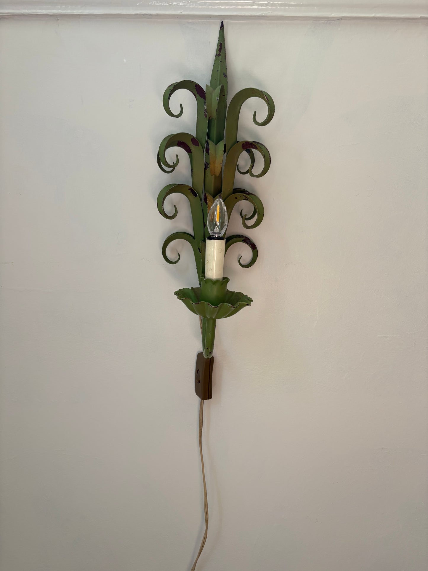 1960s Plug in Tole Wall Sconce