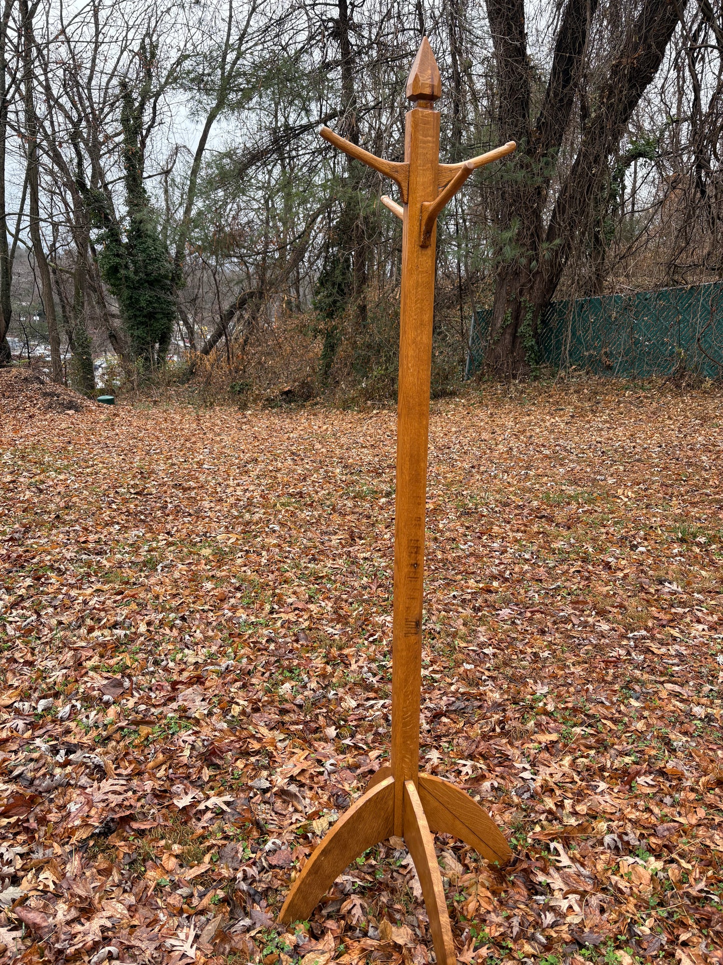 Early 1900s Arts and Crafts Tiger Oak Coat Rack