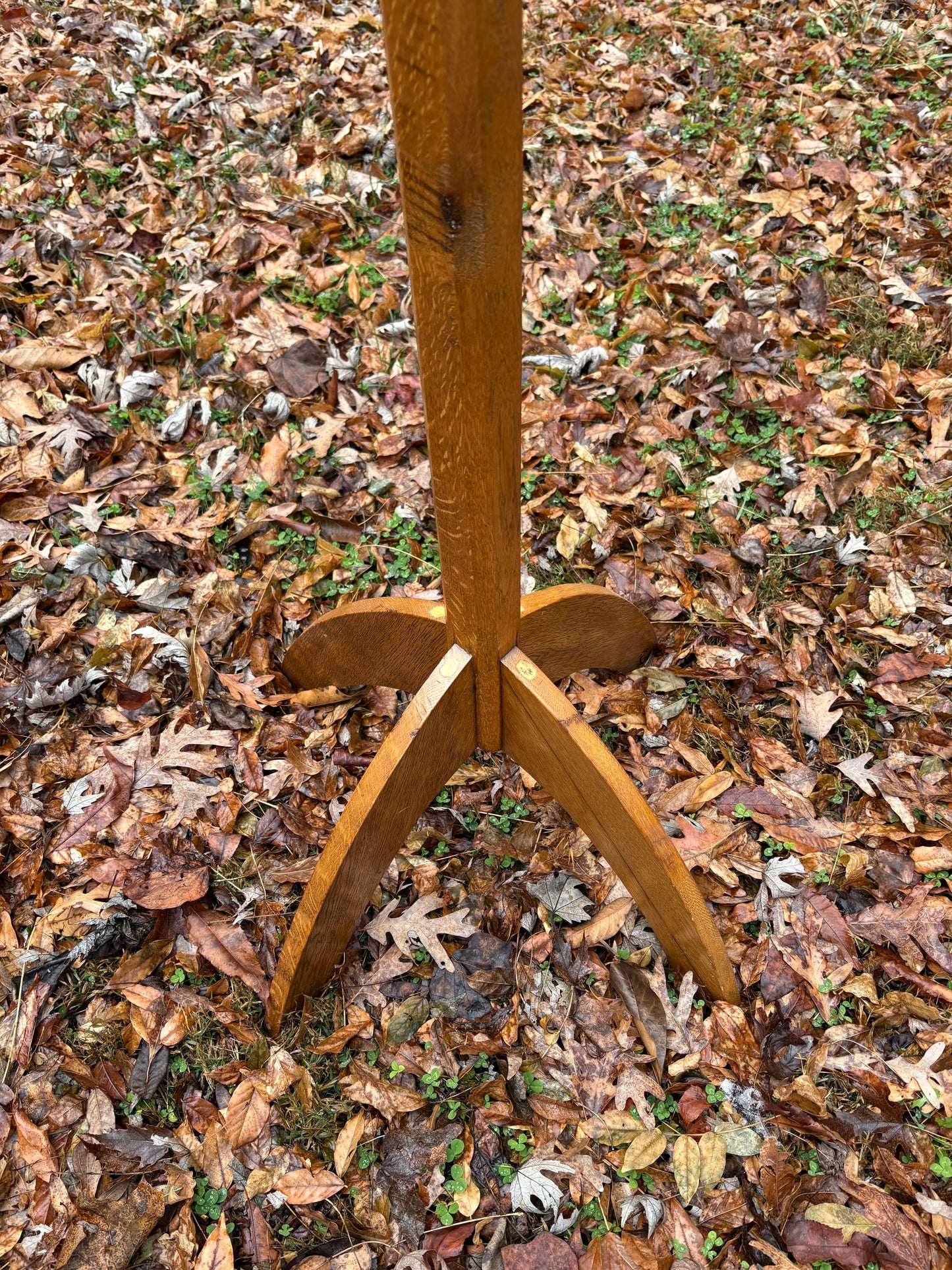 Early 1900s Arts and Crafts Tiger Oak Coat Rack