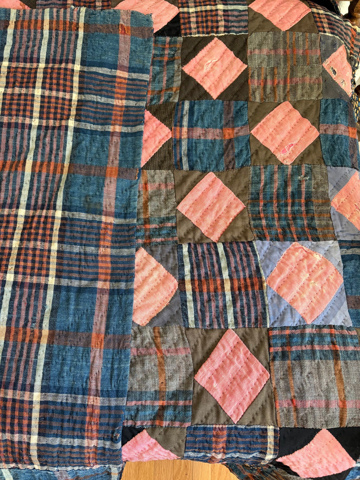 Antique Plaid and Checkered Patchwork Quilt- Twin (FREE SHIPPING)