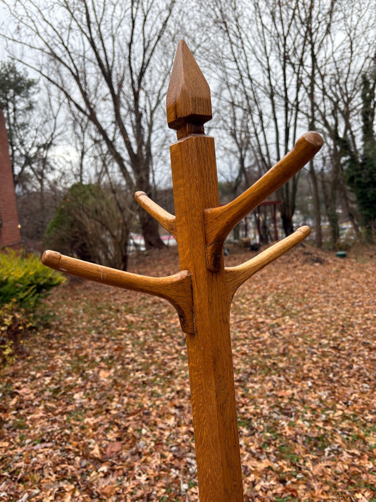 Early 1900s Arts and Crafts Tiger Oak Coat Rack