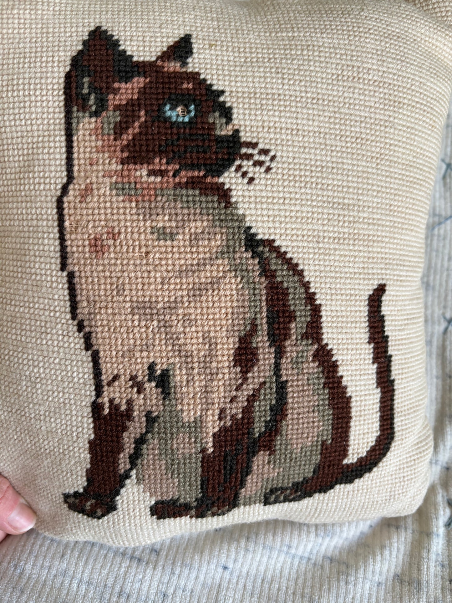 Siamese Cat Needlepoint Pillow with Velvet Back (FREE SHIPPING)